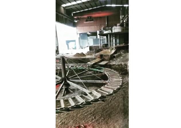 3oookva砂轮灰镍铬合金回收冶炼现场